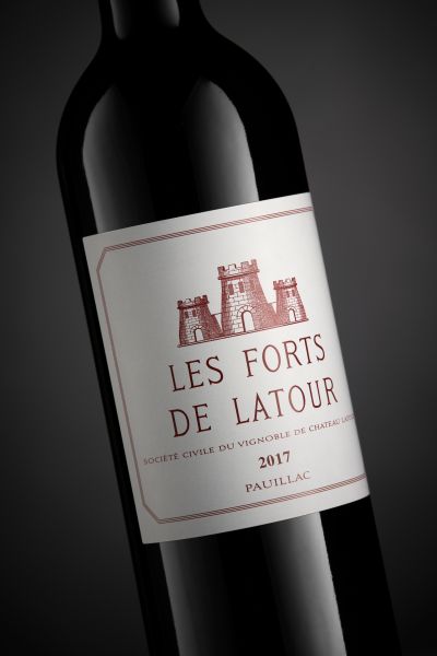 Les Forts de Latour, Red, 2017